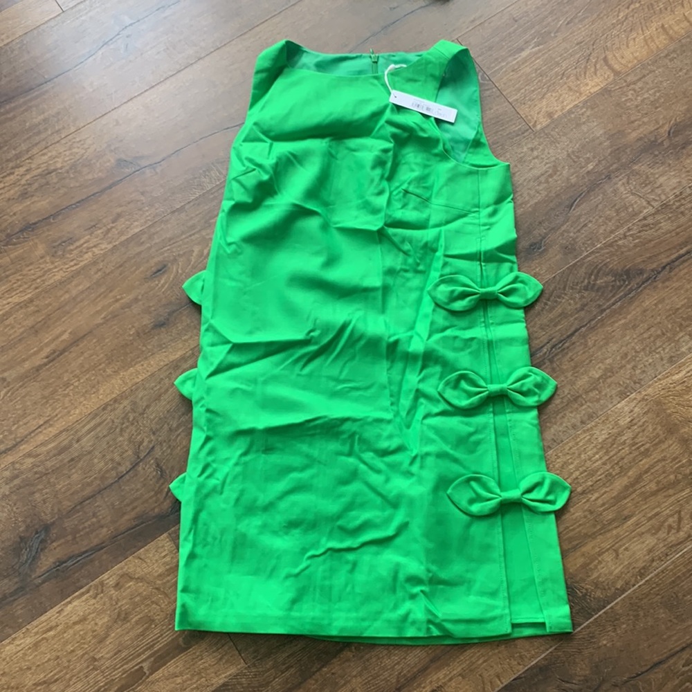 NWT Trina Turk Arlette Dress in Vert green